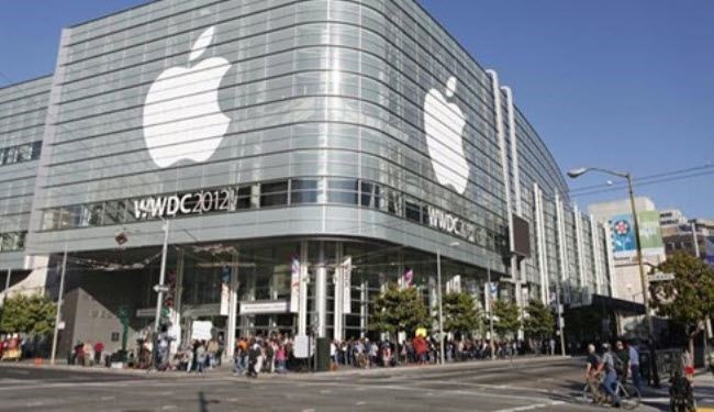 آبل Apple تستعيد شواحن هواتفها من الأسواق