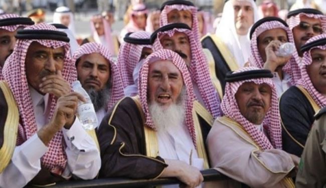 مشايخ السعودية هم الإمداد اليومي لدمار الإنسانية