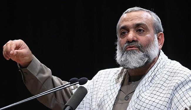 قادة حرس الثورة على استعداد للدفاع عن حرم اهل البيت (ع)