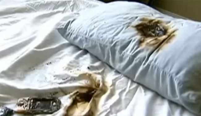 ما لا تعرفونه عن مخاطر النّوم والهاتف النقال أسفل الوسادة