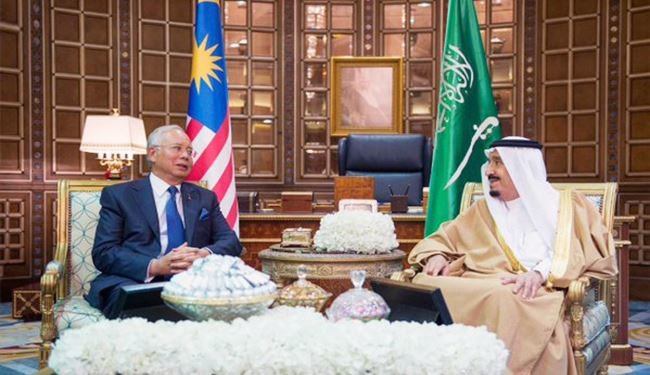 دبلوماسية الرشاوي مستمرة.. مليار دولار بحساب رئيس وزراء ماليزيا!