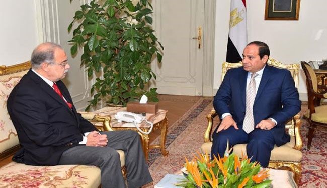 مصر اقالة 10 وزراء!
