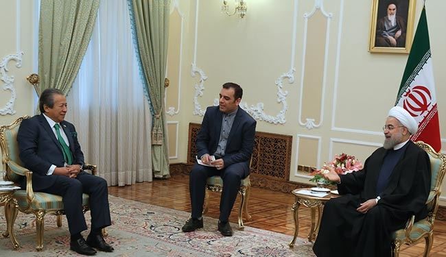 الرئيس روحاني يدعو الدول الاسلامية للاتحاد في مواجهة الارهاب