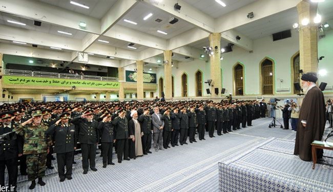 قائد الثورة: الامن أحد الركائز الأساسية للاقتصاد المقاوم