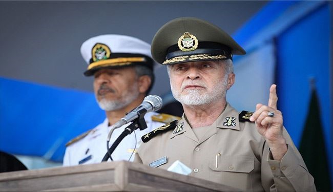 قائد الجيش يتفقد المنطقة البحرية الثانية وسواحل مكران