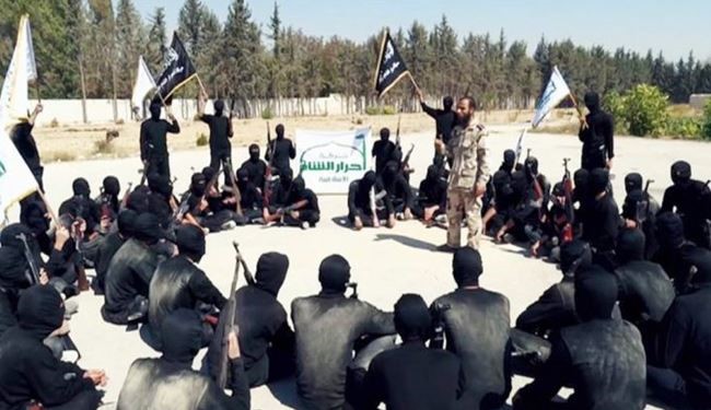 کارشناسان نظامی ترکیه تروریستها را آموزش می دهد