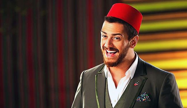 مغربي تفضحه 