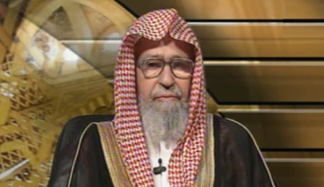 الفوزان يحرّم قول 