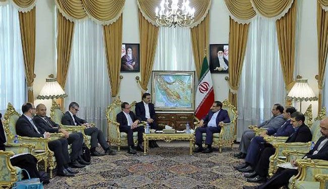 شمخاني: الازدواجية الاميركية اهم سبب لبطء تنفيذ التزامات 