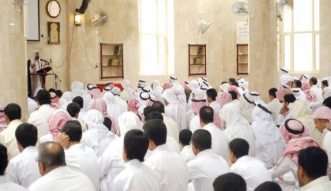 السلطات السعودية توزع خطبة جمعة موحدة على إئمة الجوامع