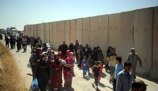 انتقال 65 خانواده از شرق فلوجه