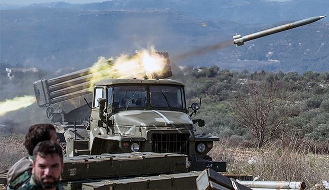 25 كيلو مترا تفصل الجيش عن مطار الطبقة العسكري
