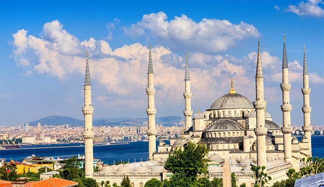 خشم یونان از تلاوت قرآن در مسجد ایاصوفیا+عکس