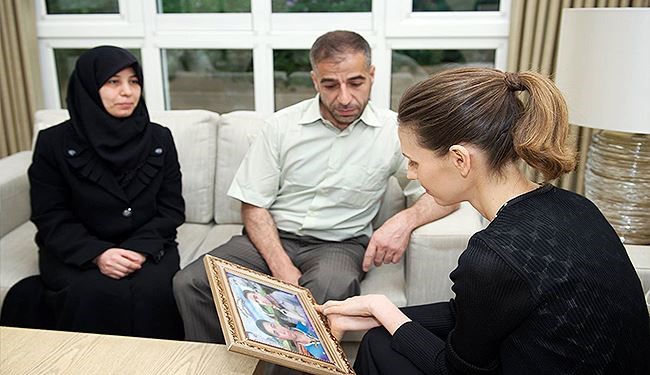 صورة.. لماذا اتشحت زوجة الرئيس السوري بالسواد؟