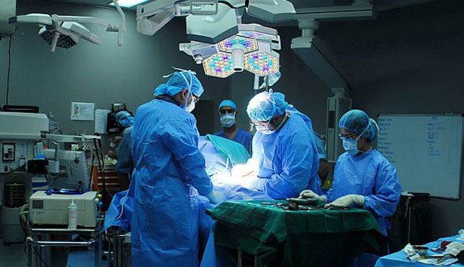 أوصى بالتبرع بأعضائه بعد وفاته واثناء العملية حدثت المعجزة !!