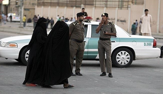 ضابط سعودي سابق ينحر زوجته السورية!