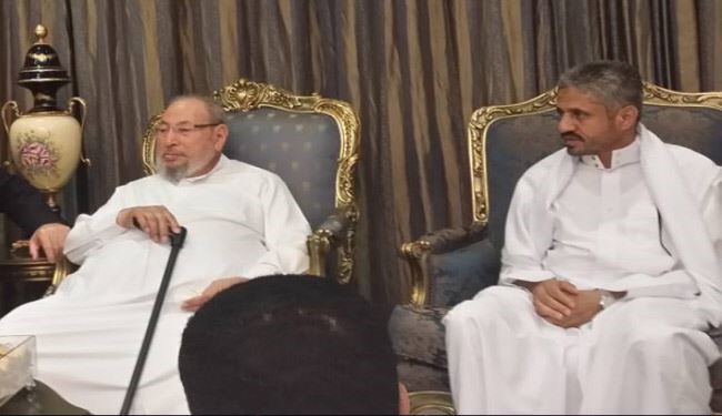 المخلافي يلتقي القرضاوي ومشعل في قطر