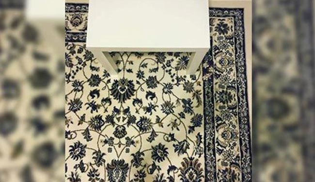 لقطة حيّرت رواد الإنترنت.. أين الهاتف في هذه الصورة؟