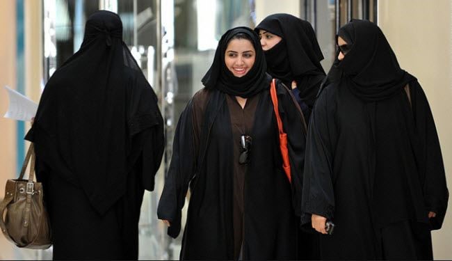 سائحات سعوديات يتعرضن للاستدراج والابتزاز من...؟!