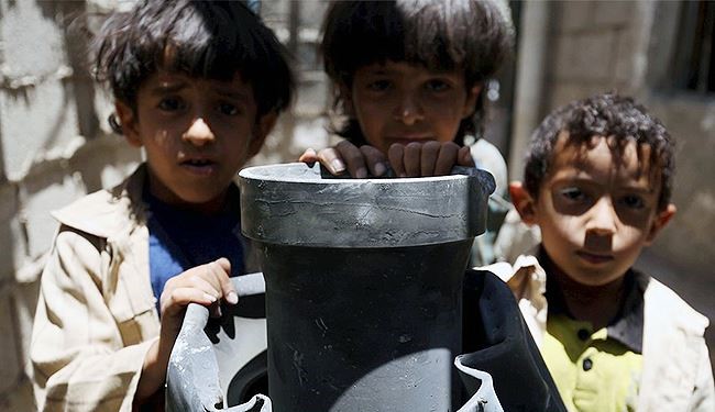 مرتزقة العدوان يفرضون حصارا خانقا على قرية الصراري