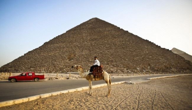 مسؤول مصري عمره 4000 عام في فلسطين المحتلة!