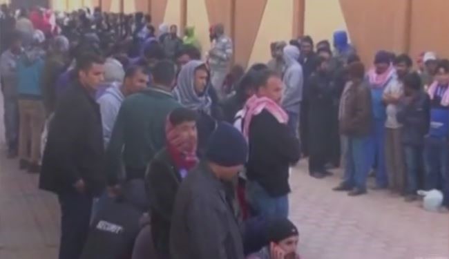مئات العمال الهنود مهددون بالموت جوعا في السعودية والكويت!