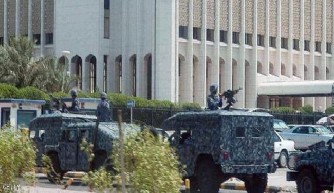 الكويت تعتقل مواطناً متورطاً في تمويل 