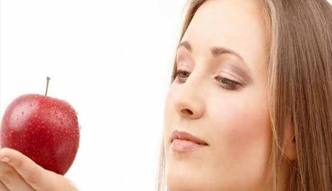 كل هذه الأمور تحدث لجسمك بمجرد تناول تفاحة واحدة على الرّيق صباحاً!
