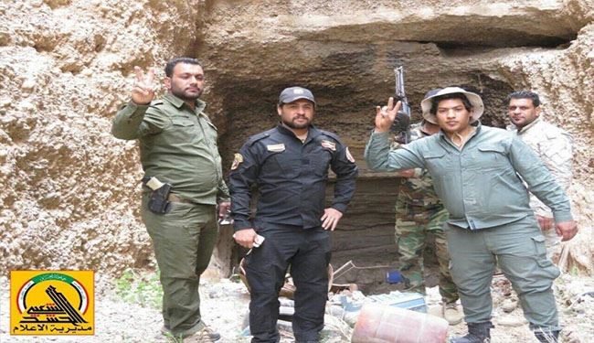 اكتشاف شبكة انفاق بداخلها سلاح حديث وعتاد لداعش في البوكنعان