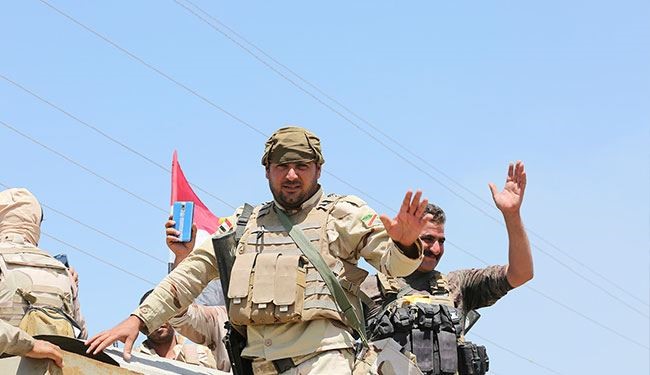 العثور داخل مقبرة في الفلوجة على مدافن مئات التکفیریین