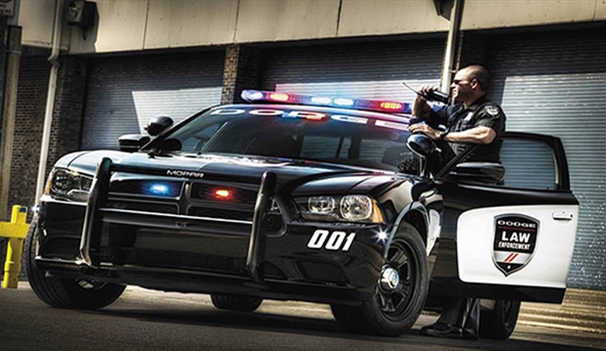 مقتل مشتبه به وامراة واصابة ضابطين و3 مدنيين في فيلادلفيا