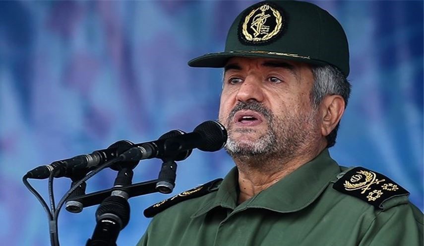 اللواء جعفري: حساسون للغاية تجاه تسكع الأعداء حول دارنا