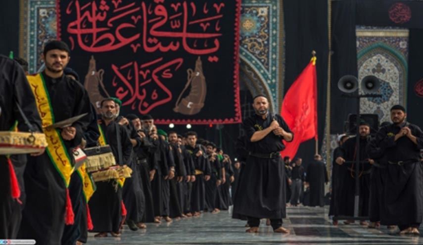 الصحن الحسيني المطهر يتشح بالسواد إيذانا بقدوم شهر محرم