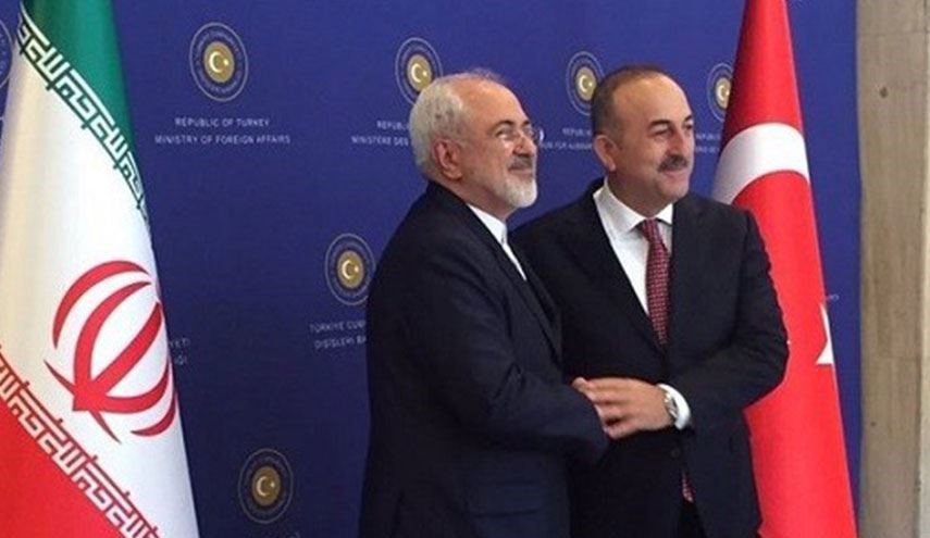 وزیرا خارجیة ایران وترکيا یبحثان القضایا الثنائیة والاقلیمیة