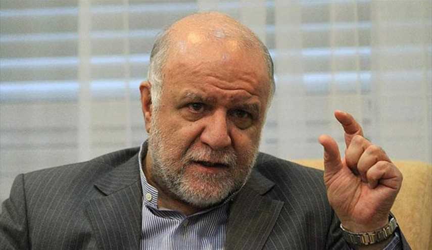 ایران تمتلك ثروة نفطیة تصل الی 8 آلاف ملیار دولار