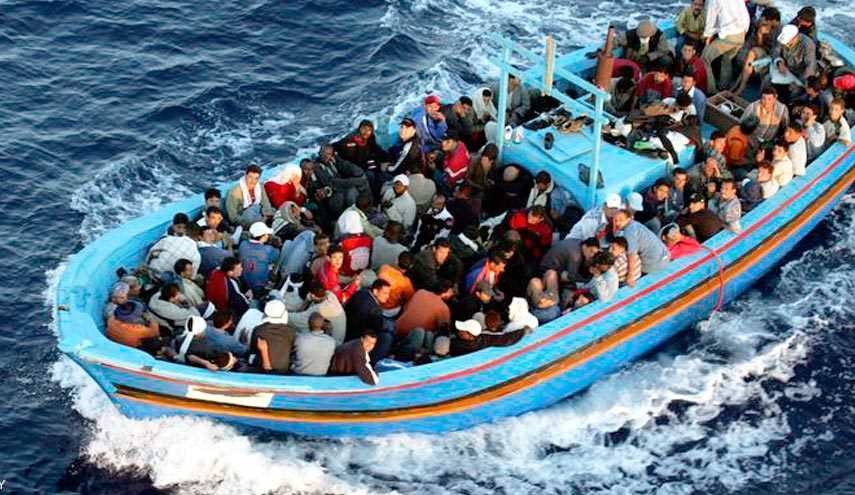 خفر السواحل الليبي ينقذ 115 مهاجرا قرب طرابلس