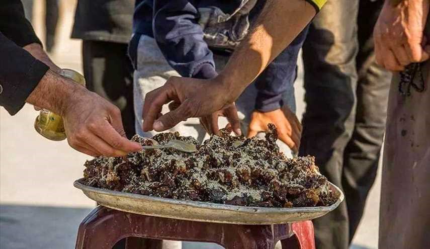 شاهد بالصور ..التهافت على خدمة زوار الإمام الحسين (ع)