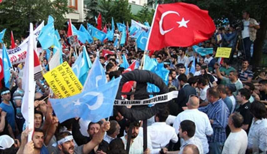 جمع آوری گذرنامه های مسلمانان یک استان چین