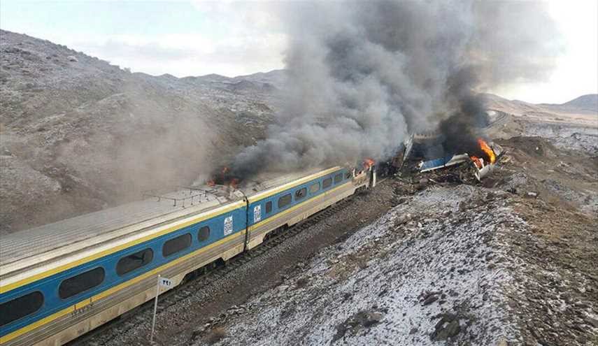 40 شخصا حصيلة الحادث السككي في سمنان