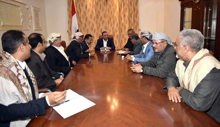 الحكومة اليمنية تؤدي اليمين الدستورية
