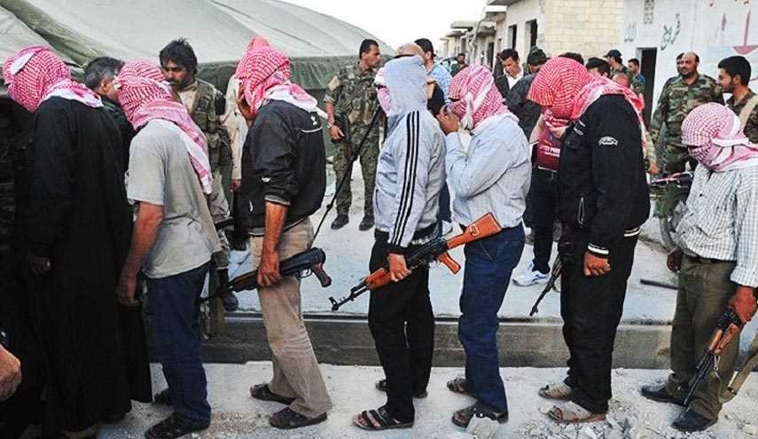 مسلحون يسلمون اسلحتهم في حلب ويفتحون ممرات لخروج المدنيين