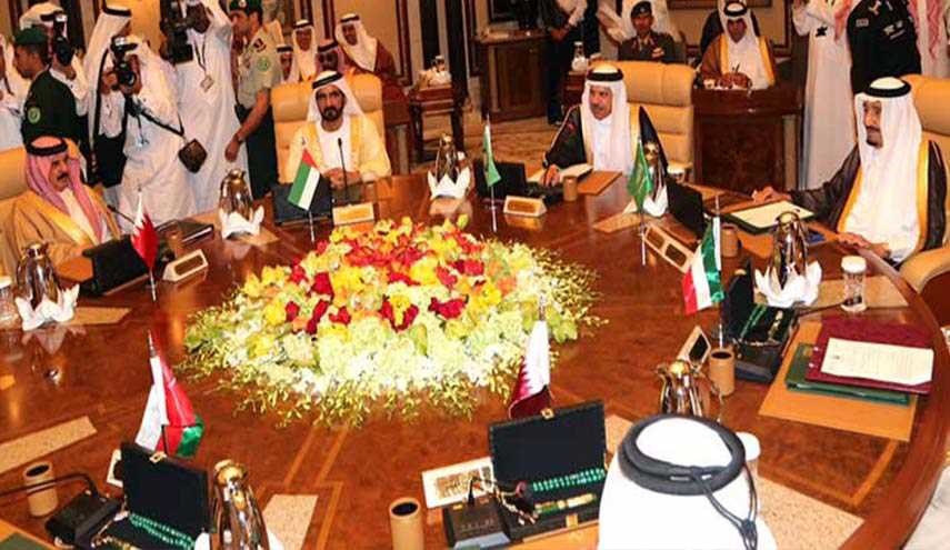 البحرين تعتقل موظف قناة 