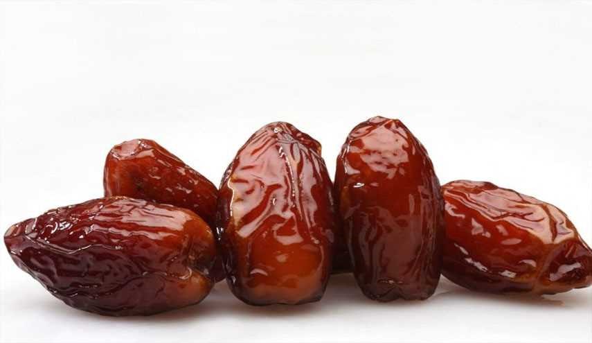 خوردن سه عدد خرما در روز لازم است