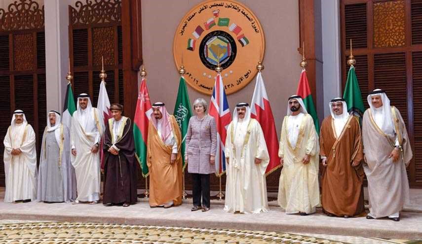 مشيخات الخليج (الفارسي)و«ماما تيريزا»: من بريطانيا... وإليها نعود
