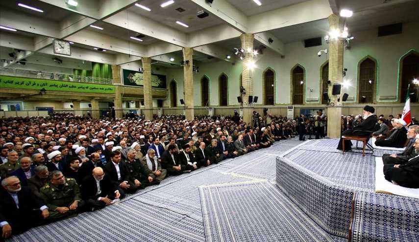 دیدار مسئولان نظام و میهمانان کنفرانس وحدت اسلامی‌ با رهبر معظم انقلاب/ تصاویر