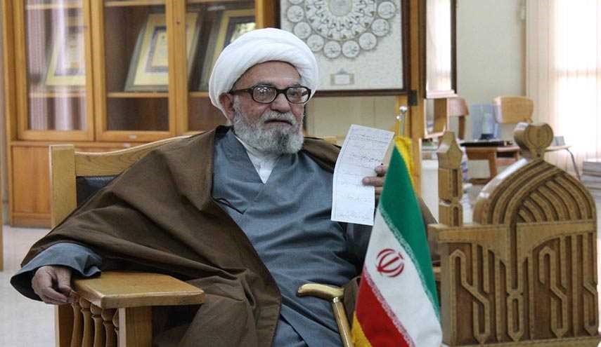 رحيل واحد من أبرز رجال التقريب والوحدة.. آية الله واعظ زاده خراساني
