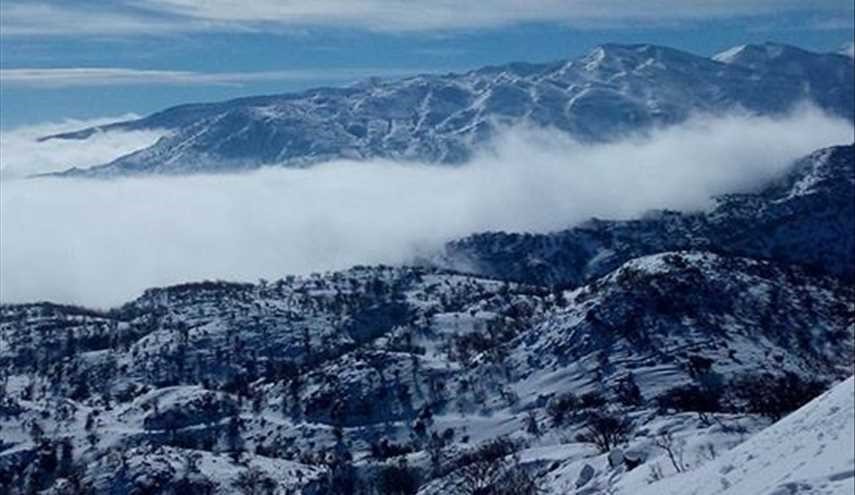 جمال منظر الثلج في اعالي جبل الشيخ السوري...