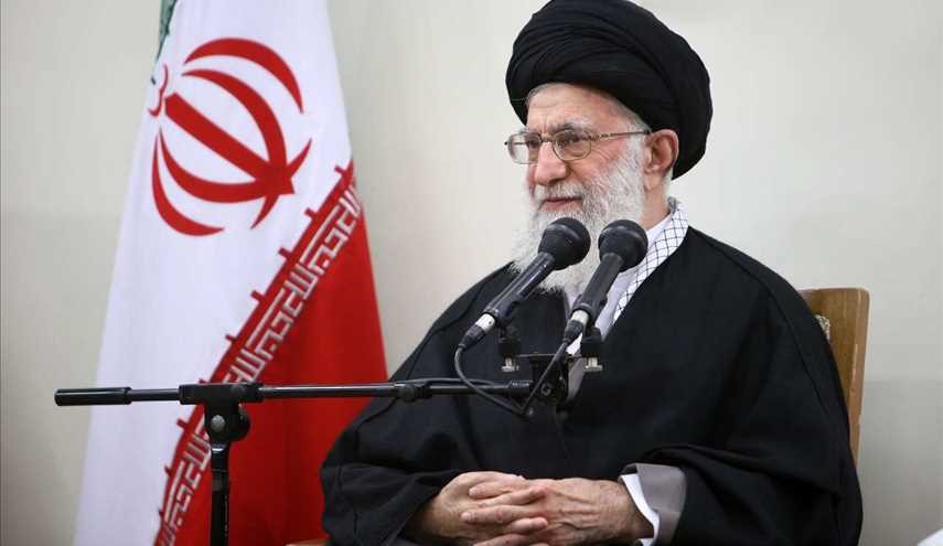 عکسهایی از دیدار نخبگان، مدال آوران و اساتید با رهبر انقلاب
