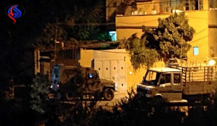 الاحتلال يعتقل 7 مواطنين فلسطينين في الضفة والقدس
