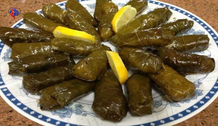 أوراق العنب تحارب 